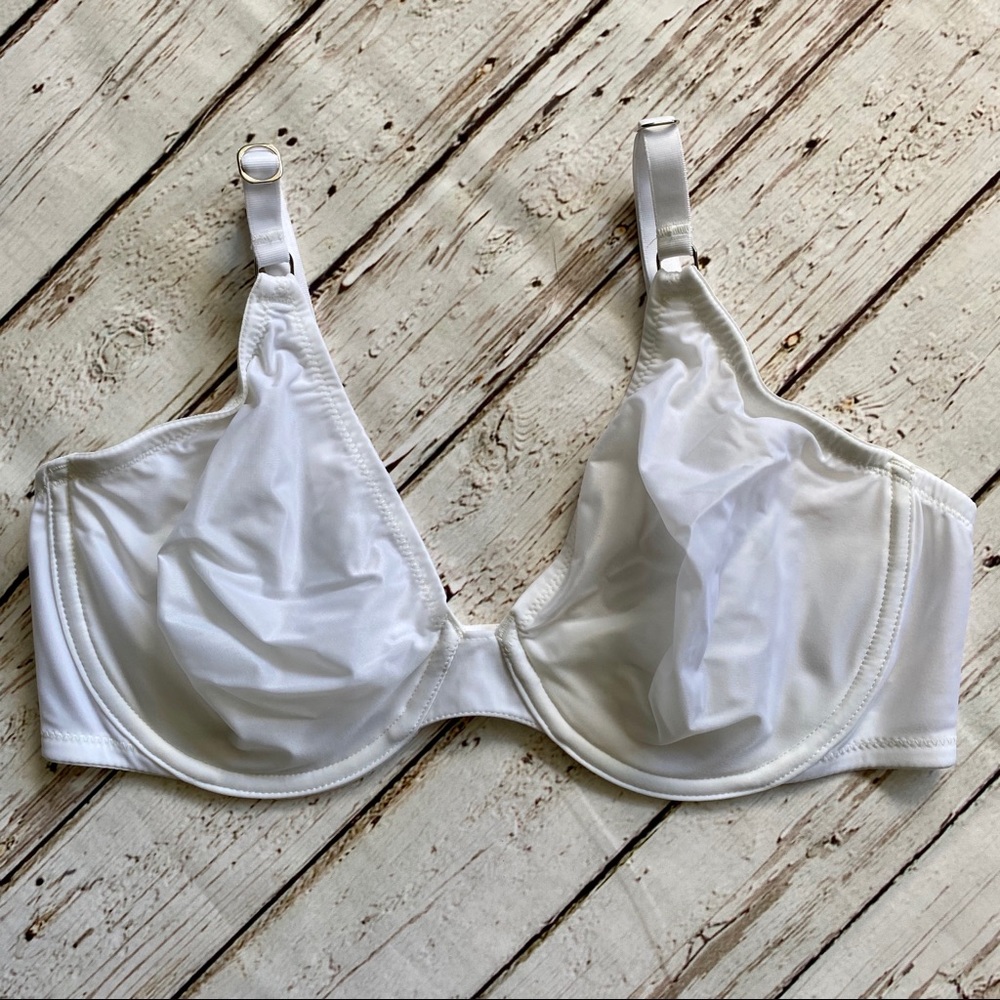 NEW Victoria's Secret Full Coverage Satin Underwire Bra 36C